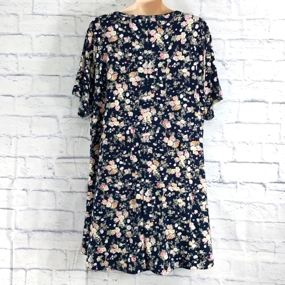 🔵BOGO FREE🔵 Monnuro Dress Tunic Floral Loose Fit Short Sleeve Sz 3X - Picture 3 of 4